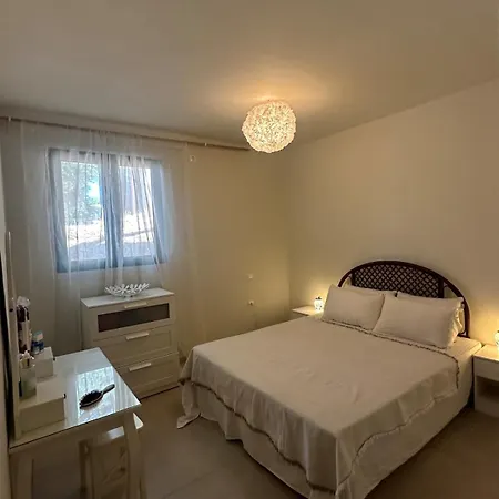 Holiday home Safehousecottage *